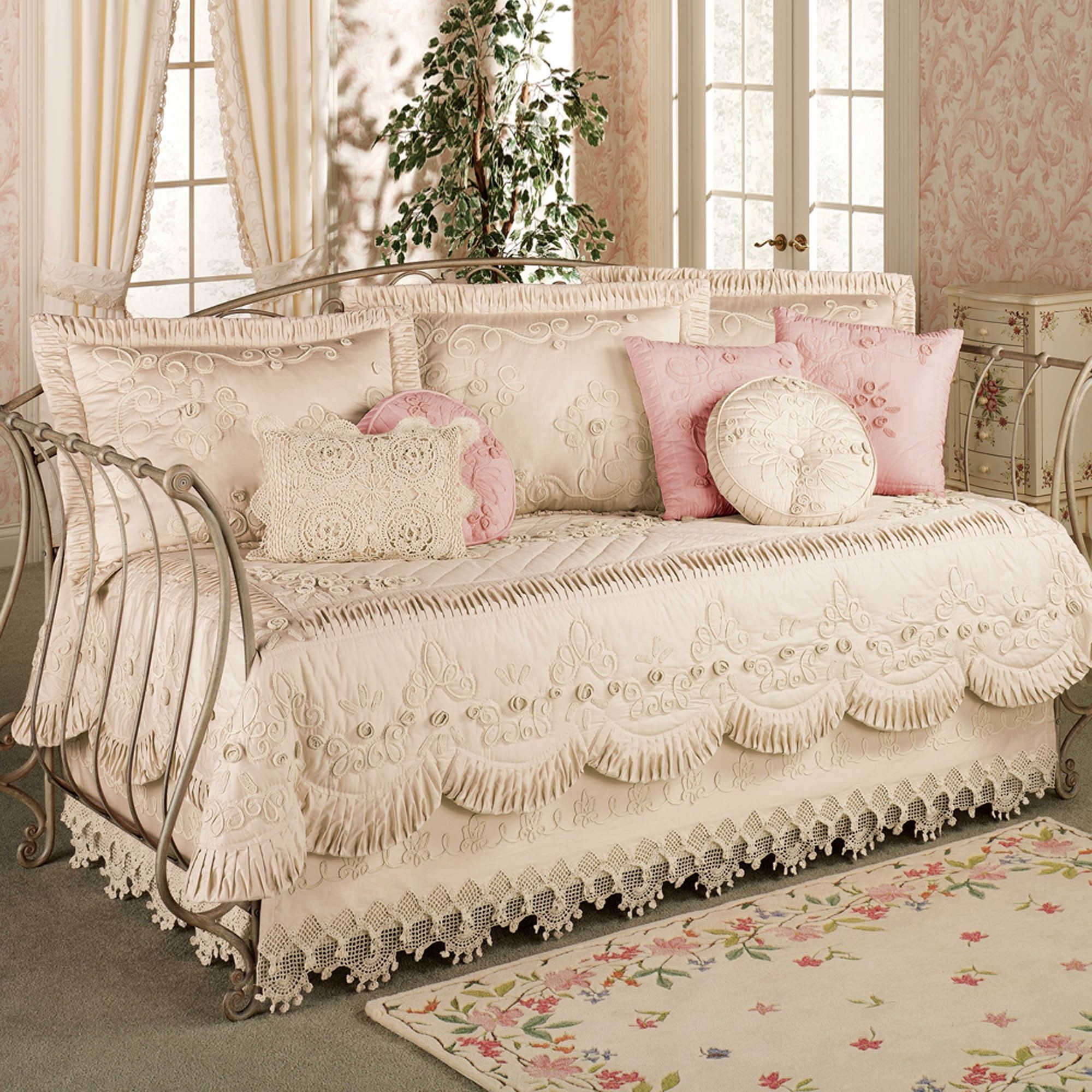 Unique Daybed Bedding Ideas On Foter
