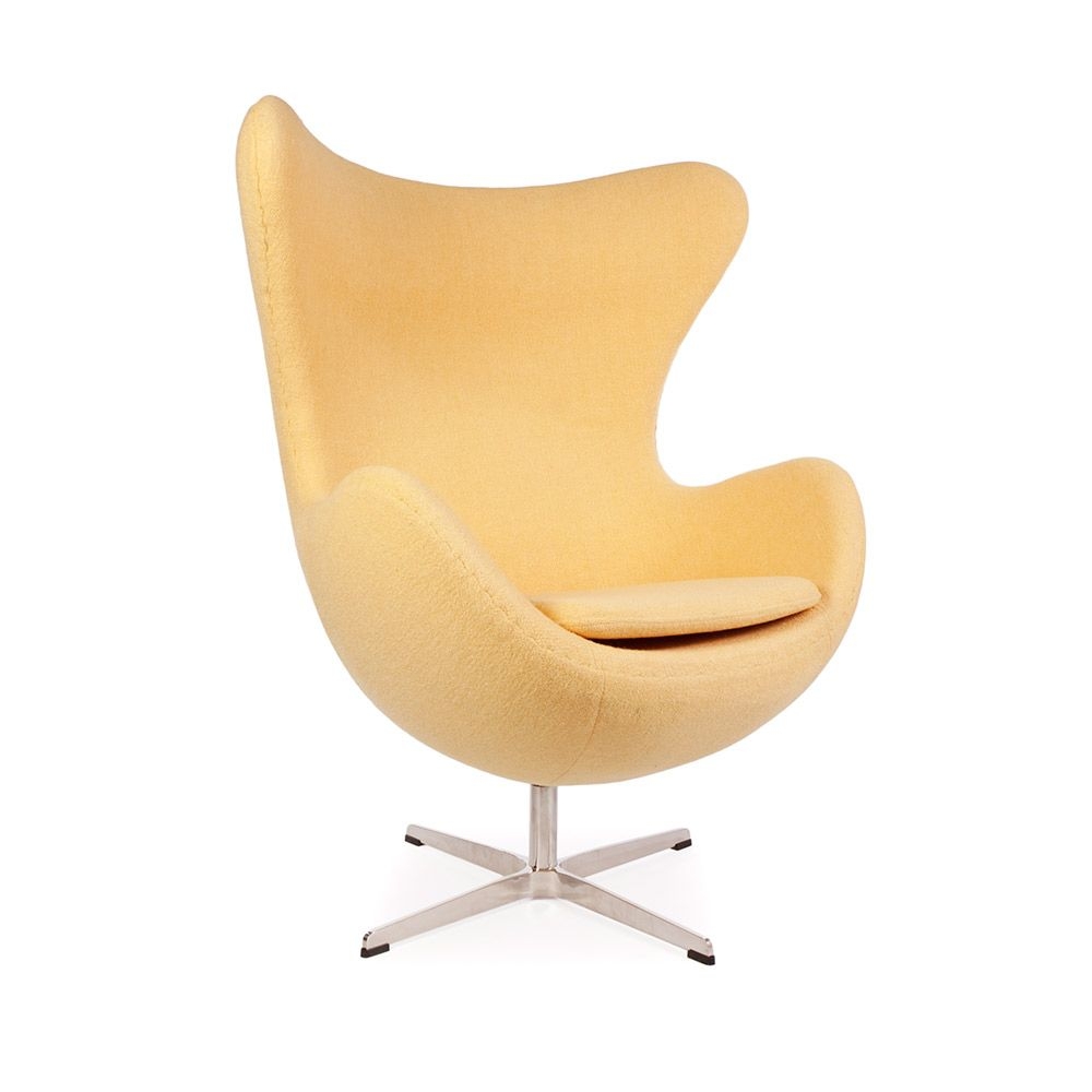 1 x Arne Jacobsen Egg Lounge Arm Chair - Yellow wool