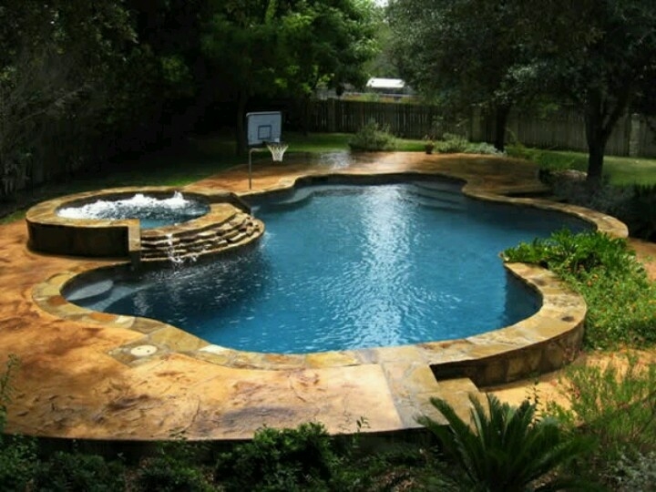 Pool hot tub design