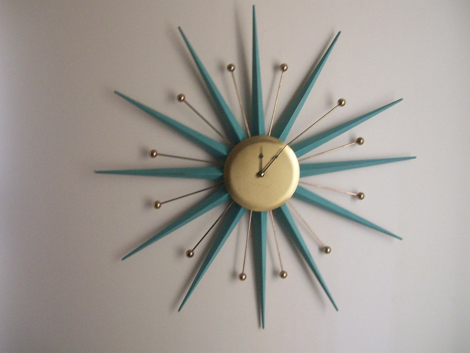 contemporary kitchen wall clock