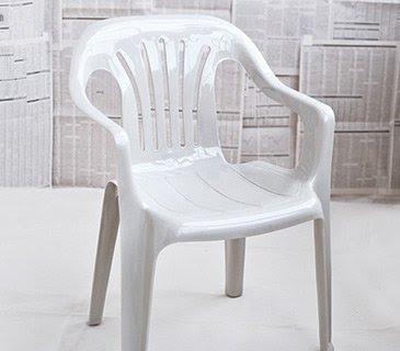 White plastic lawn chairs