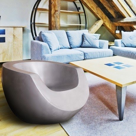 Oversized moon chair