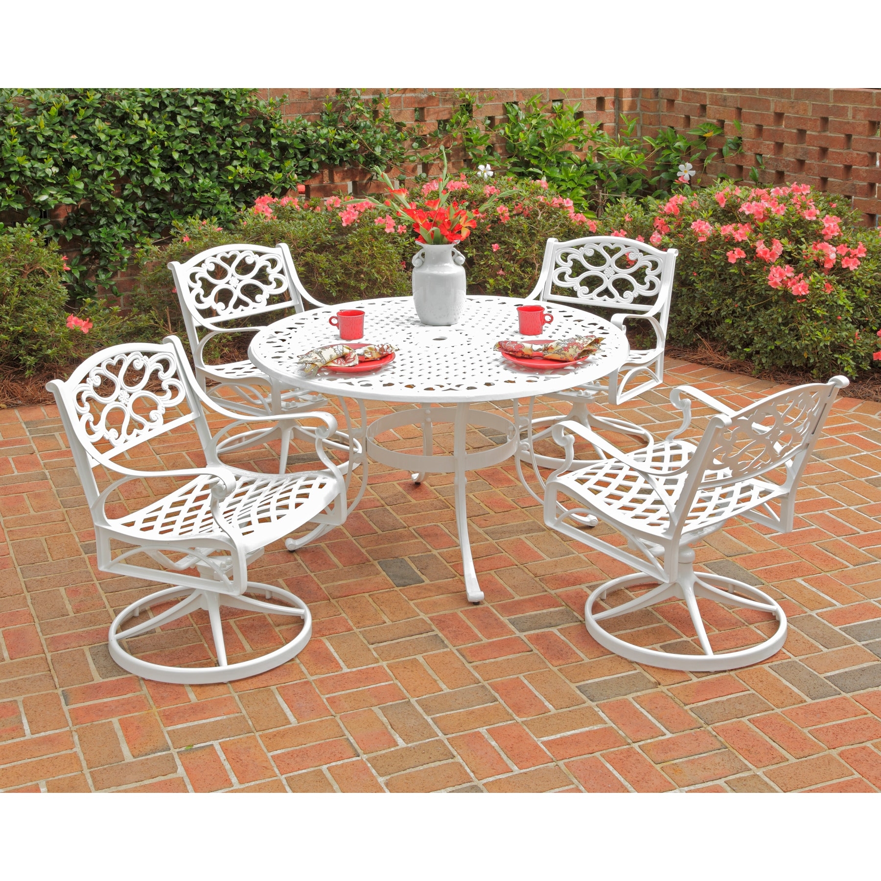 Cast Aluminum and Water Shedding Design UV-Resistant Coating Home Styles Biscayne White Oval Outdoor Dining Table with Hand-Applied White Antique Finish Adjustable Nylon Glides