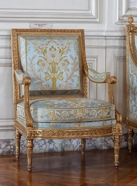 French louis shabby chic chair