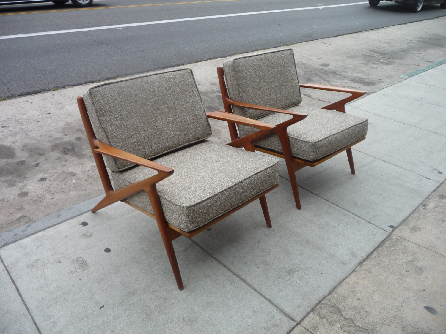 Pair of selig z chairs mid century