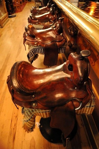 Saddle bar stools