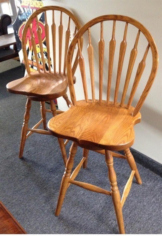 Oak swivel bar stools 1