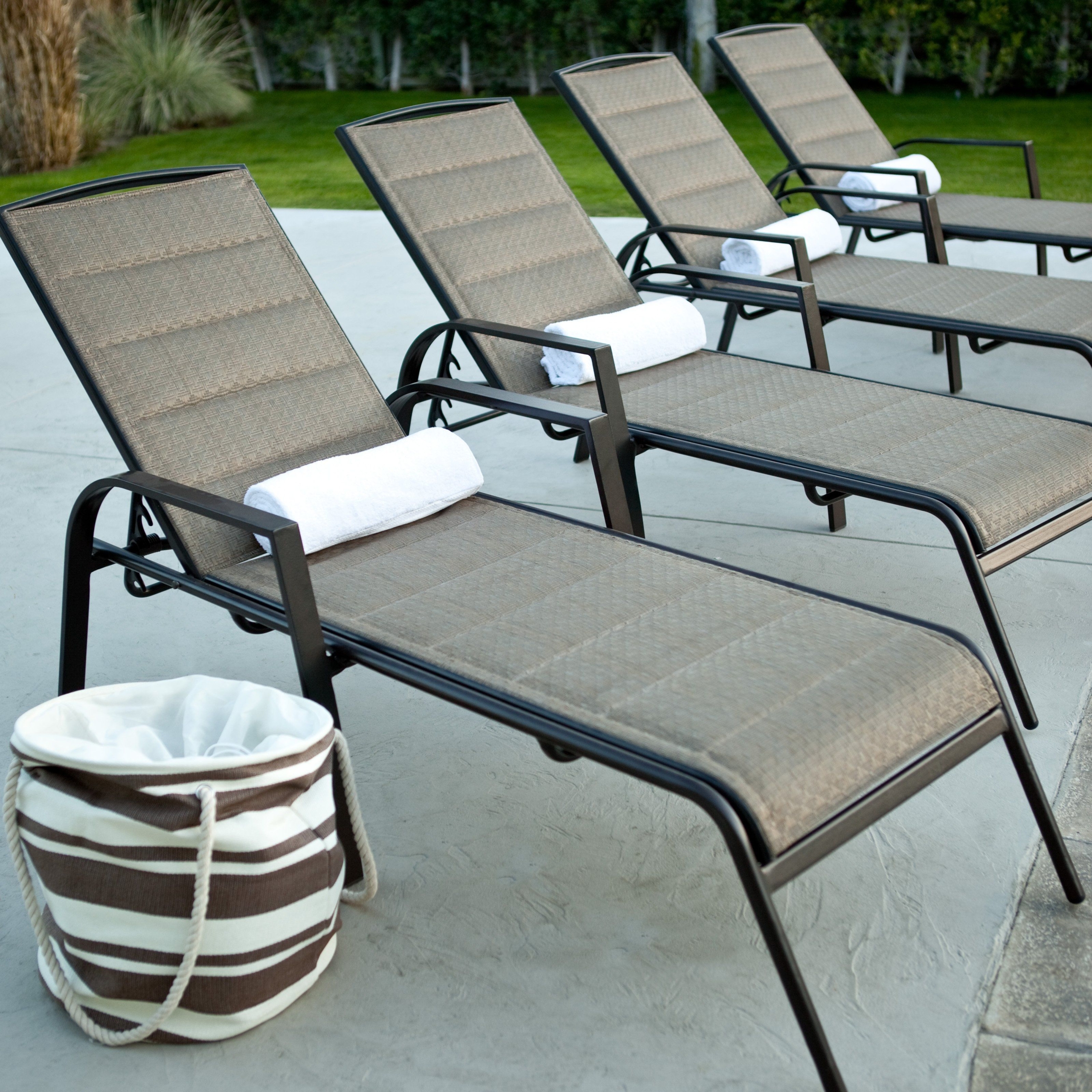 outdoor aluminum lounge chairs