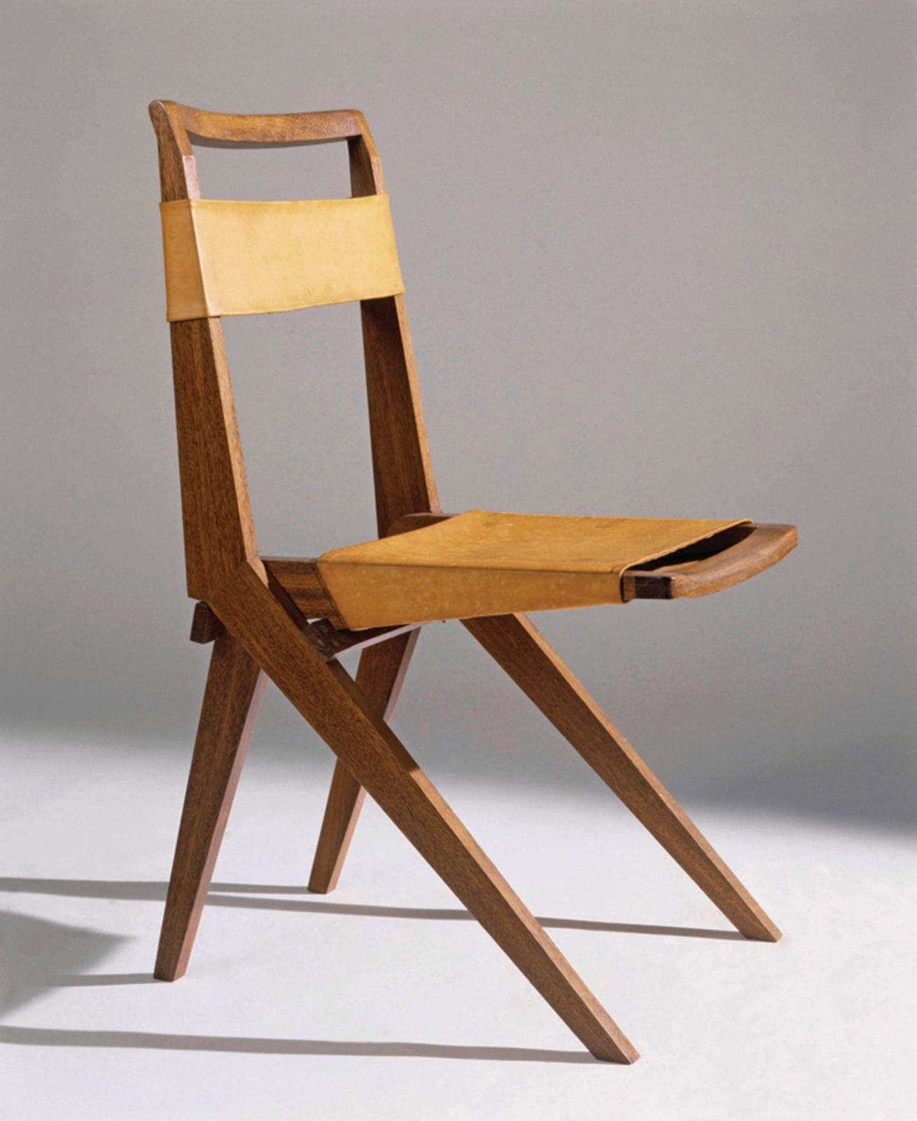 Modern folding shop chairs