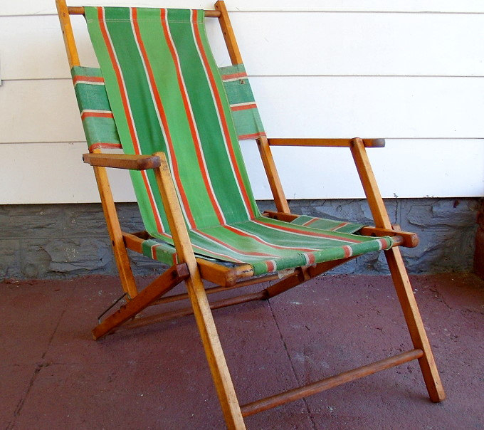 Vintage wood and canvas folding beach