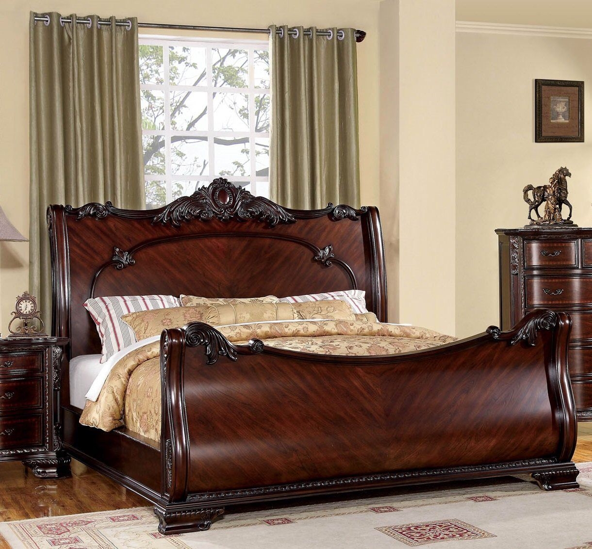 Bellefonte Baroque Style Brown Cherry Finish Queen Size 6-Piece Bedroom Set