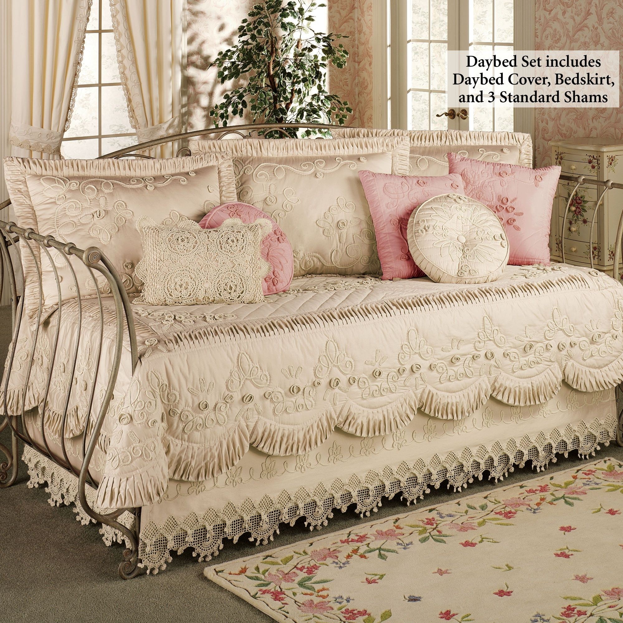 daybed bedding