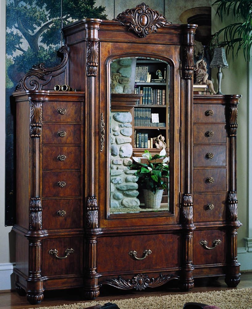 Pulaski furniture edwardian mans 1 drawer chest center base