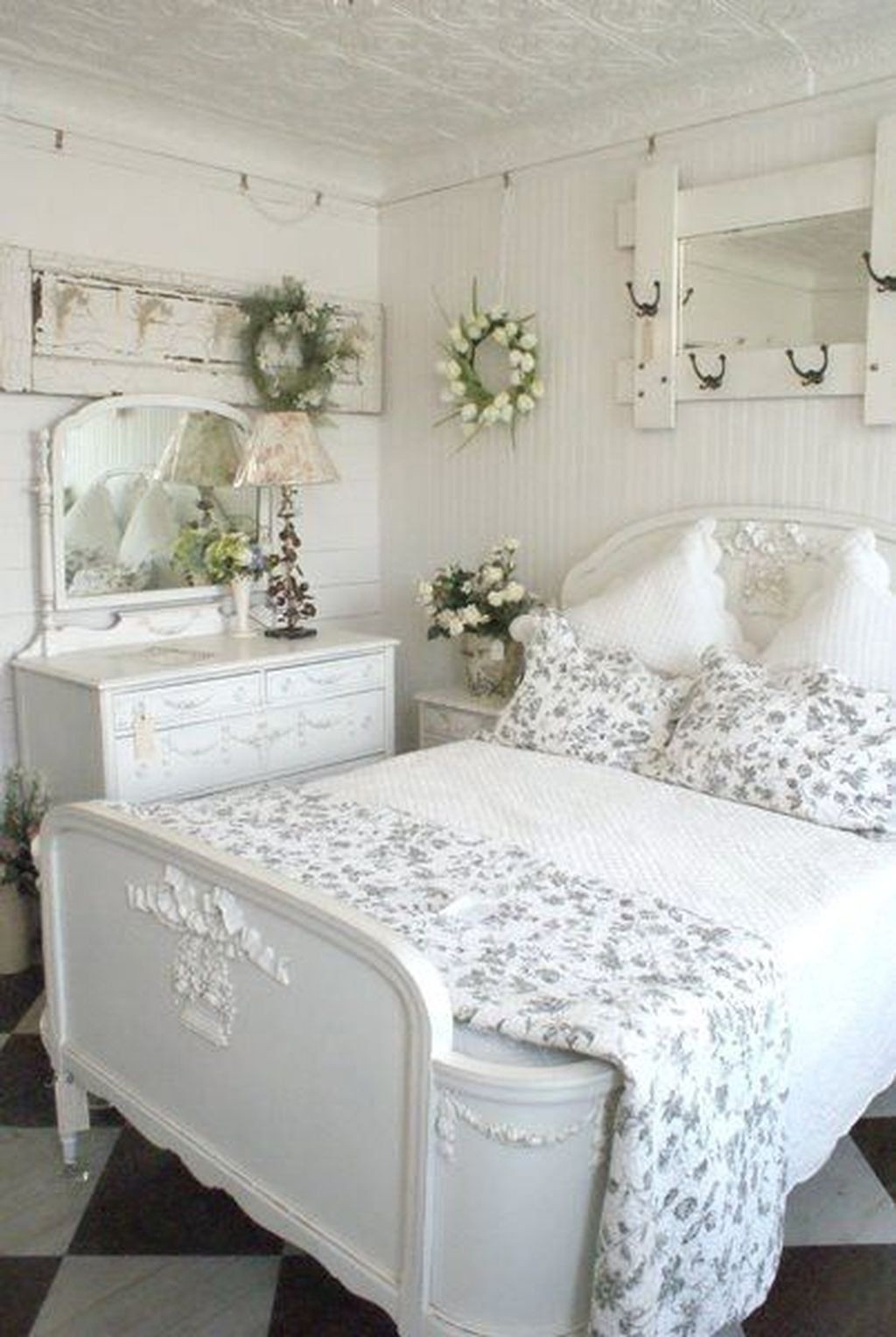 Shabby Chic Bedroom Sets Ideas On Foter