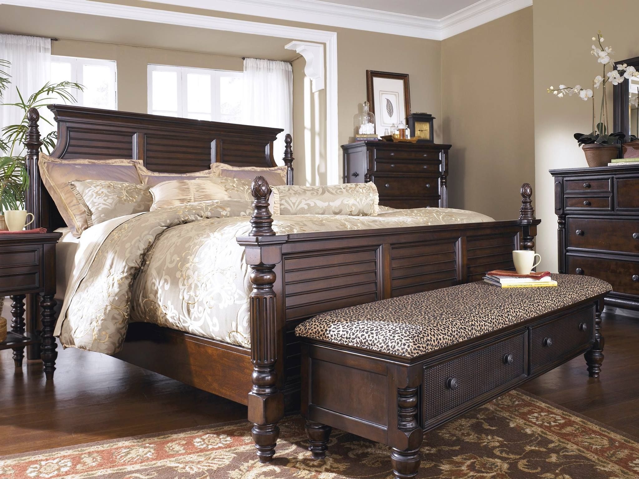 Colonial shop bedroom furniture