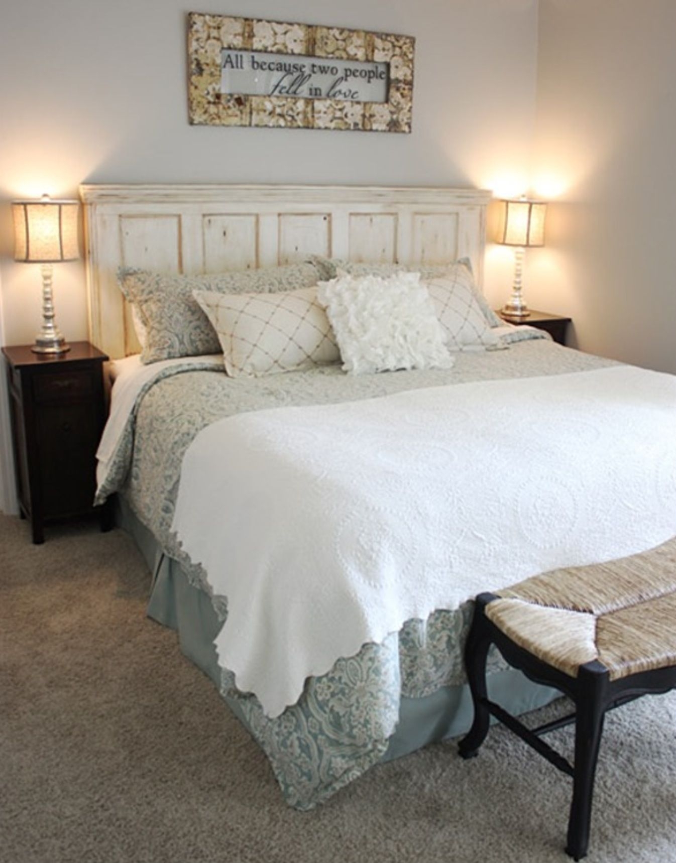 White distressed bedroom furniture sets