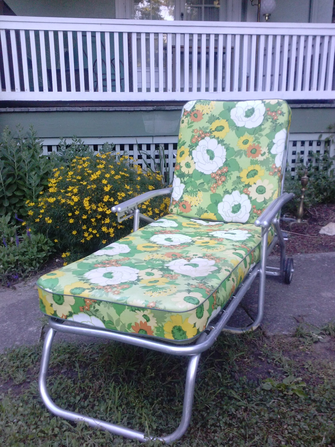 old fashioned aluminum chaise lounge