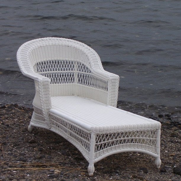 white rattan chaise lounge