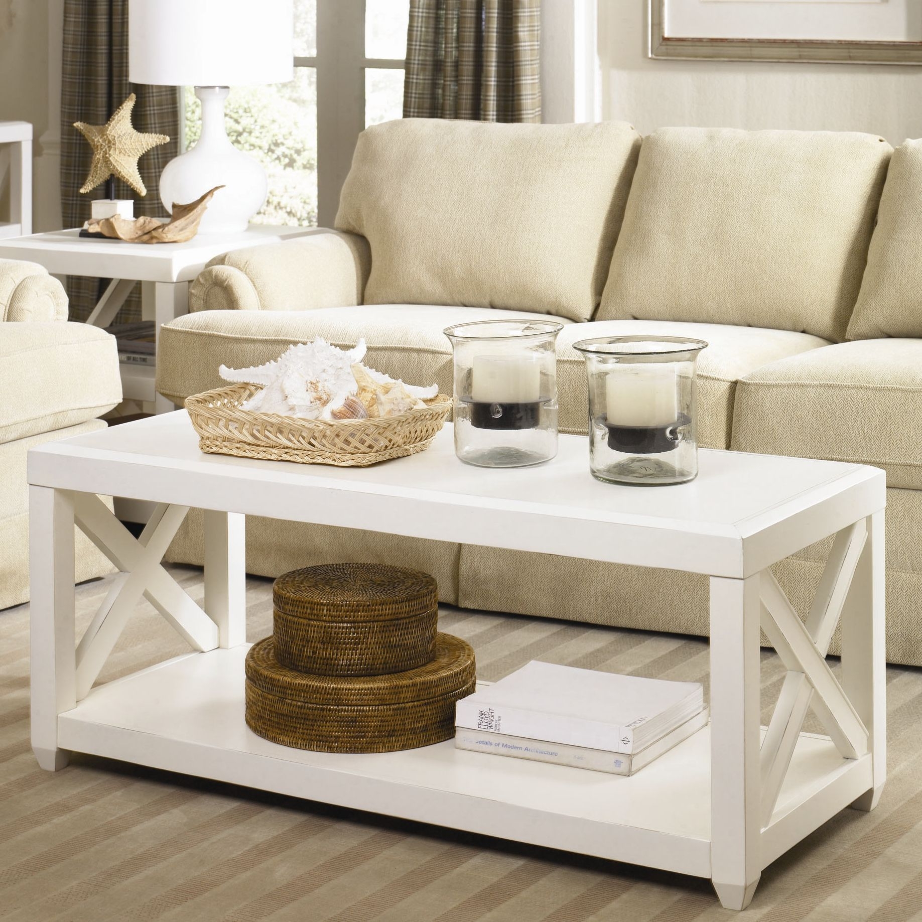 Hammary transitions rectangular cocktail table