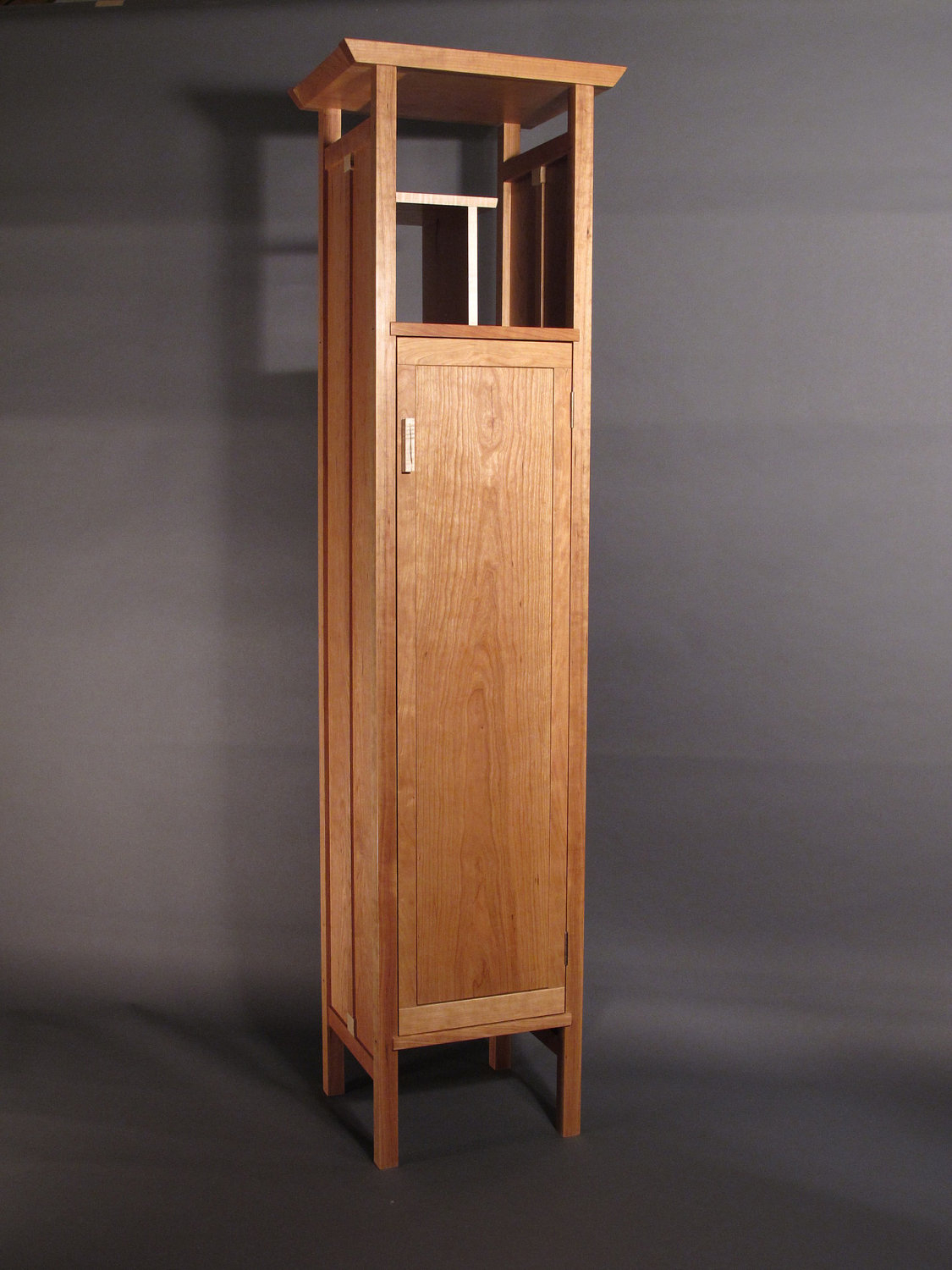 Tall 2024 thin armoire