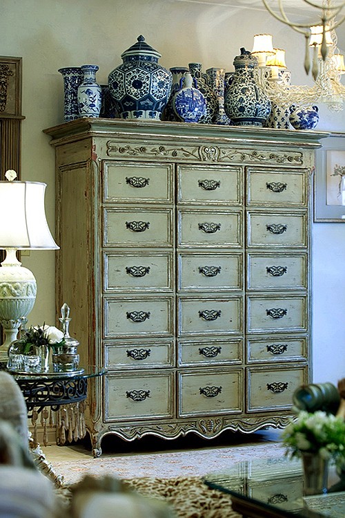 Chest cabinet furniture