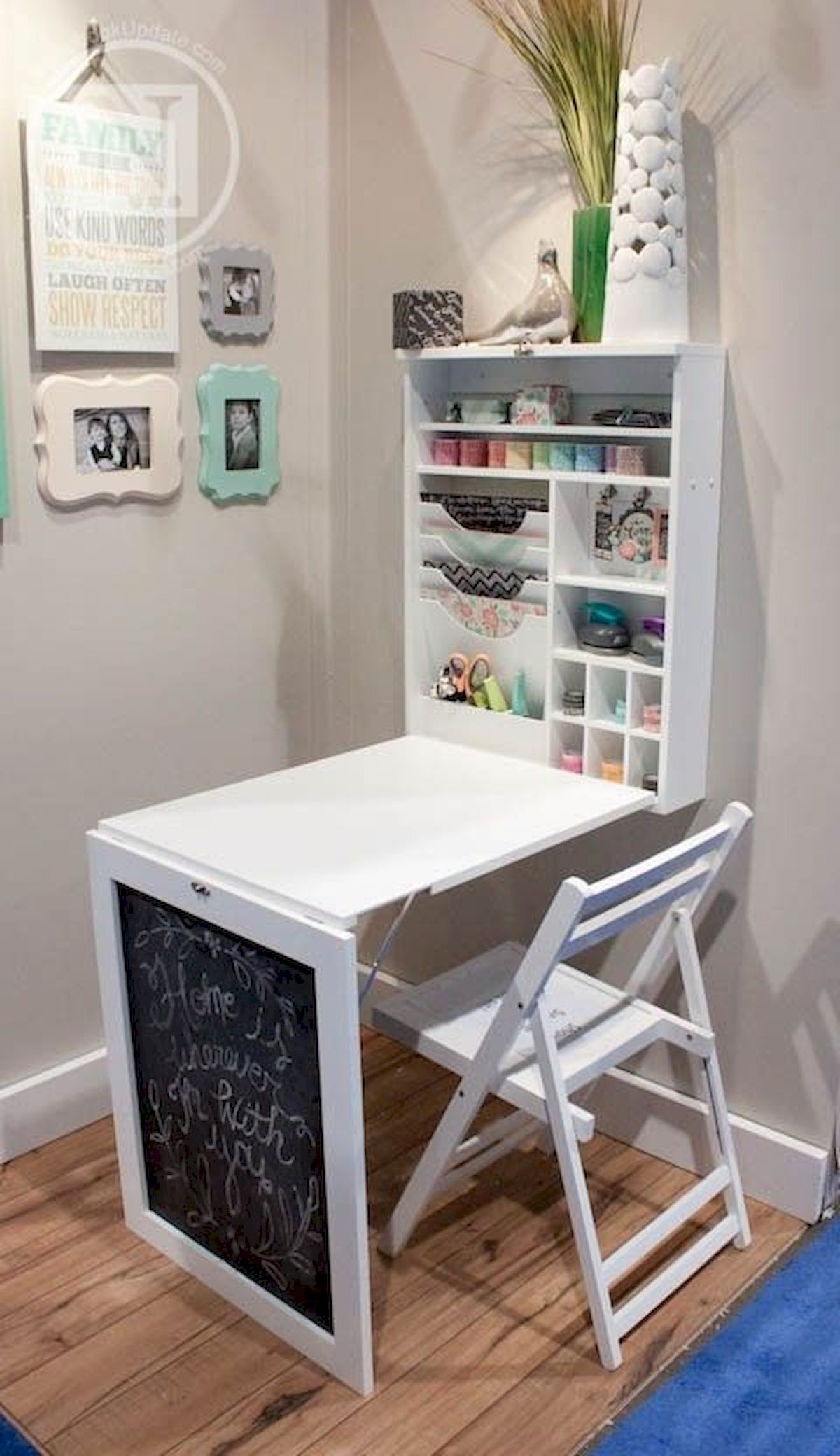 corner desk for child's room