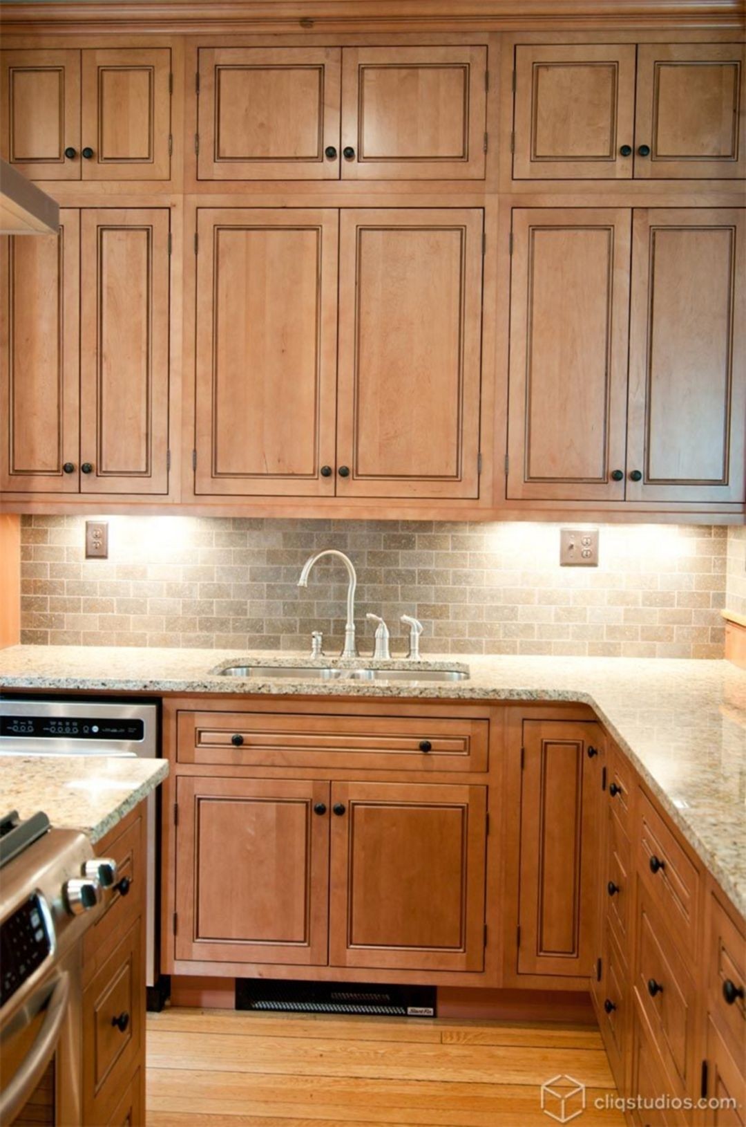 maple kitchen cabinets with granite countertops