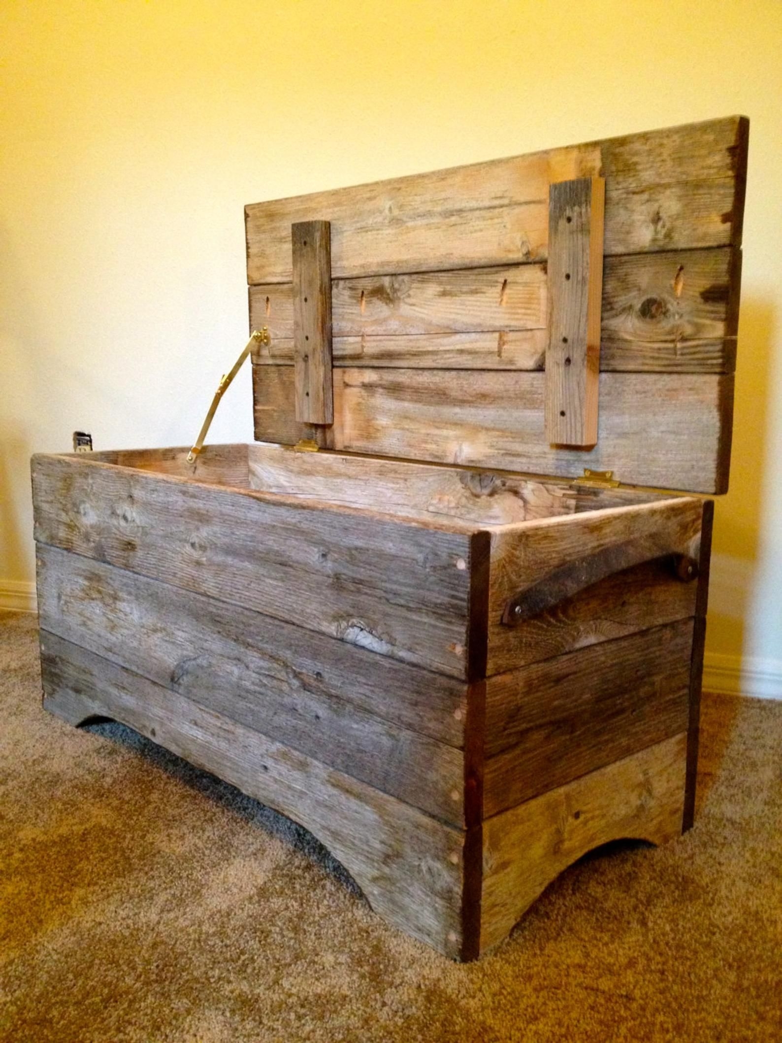 Reclaimed barn wood storage bench