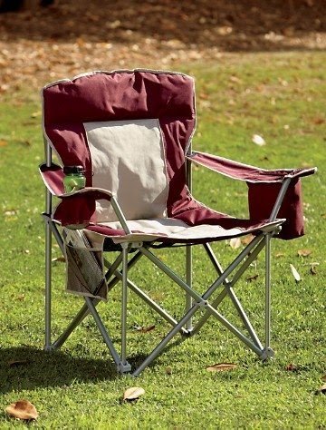 Extra wide folding padded outdoor chair