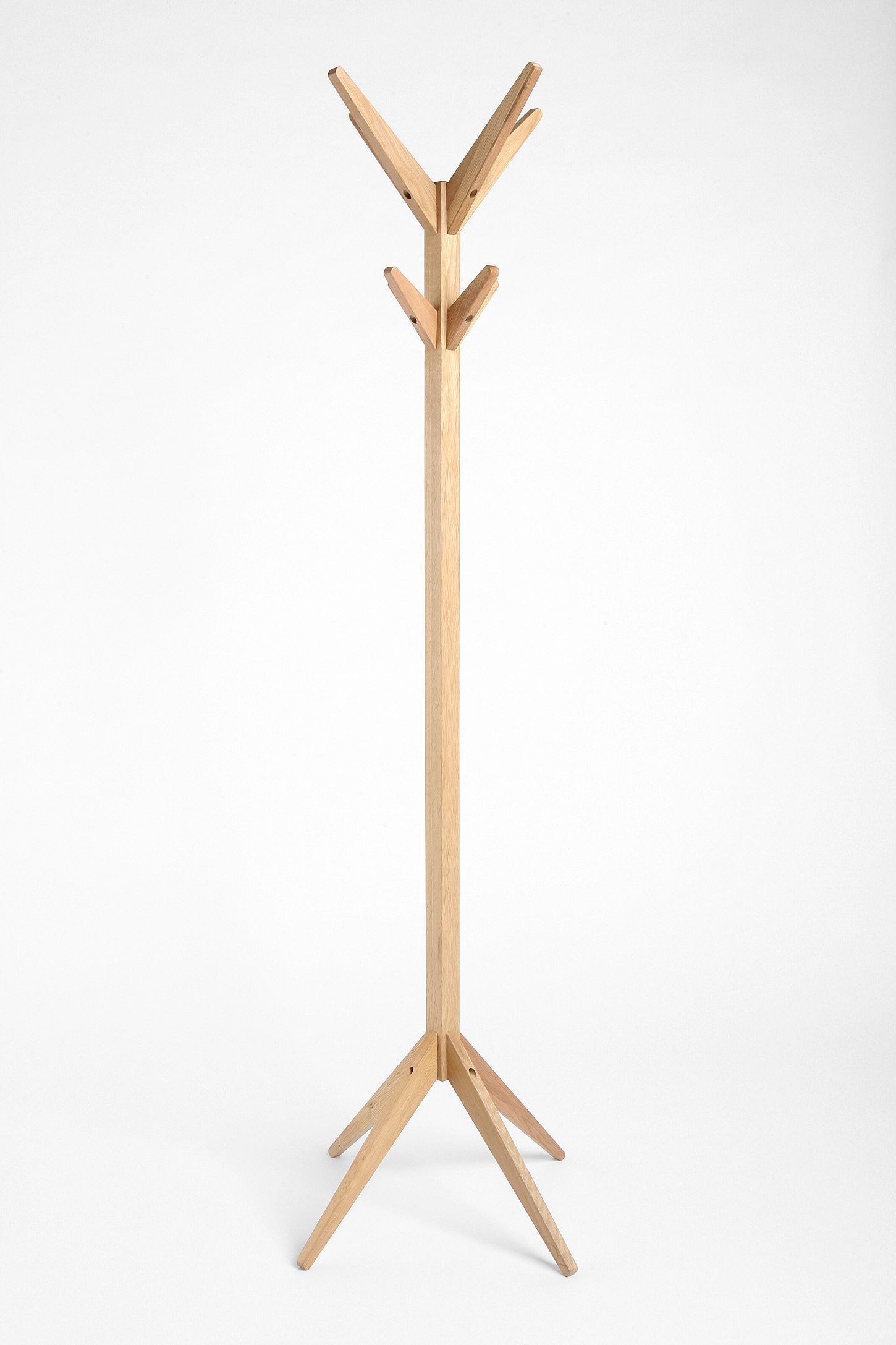 Sleek and modern this solid oak coat rack features clean