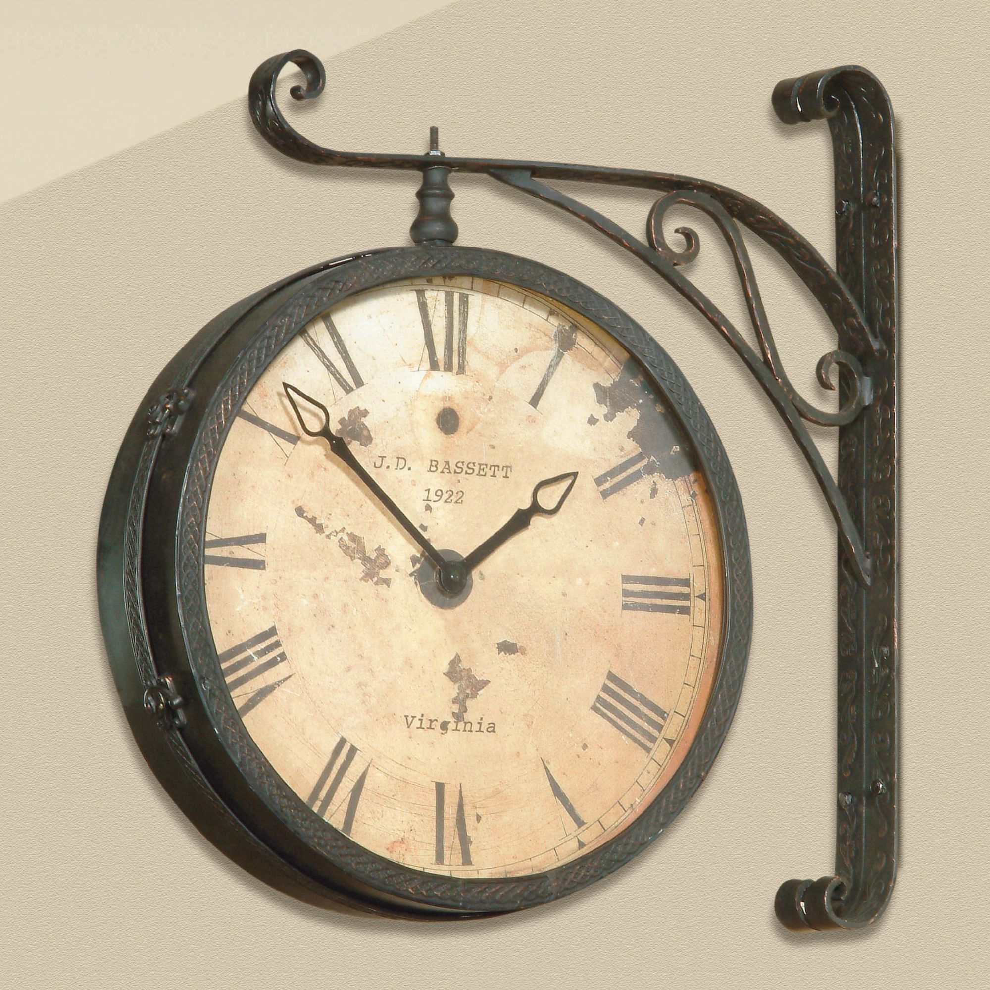 Large railway station style wall clock 38cm Diameter Easy to Read 