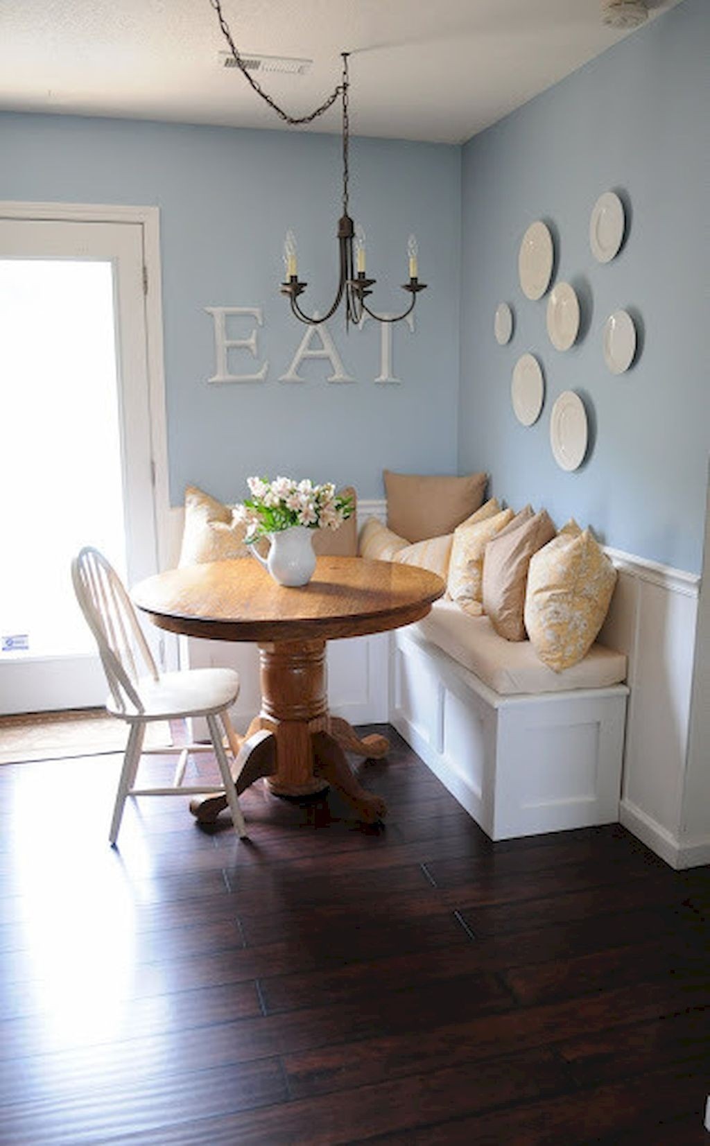 small space kitchen nook