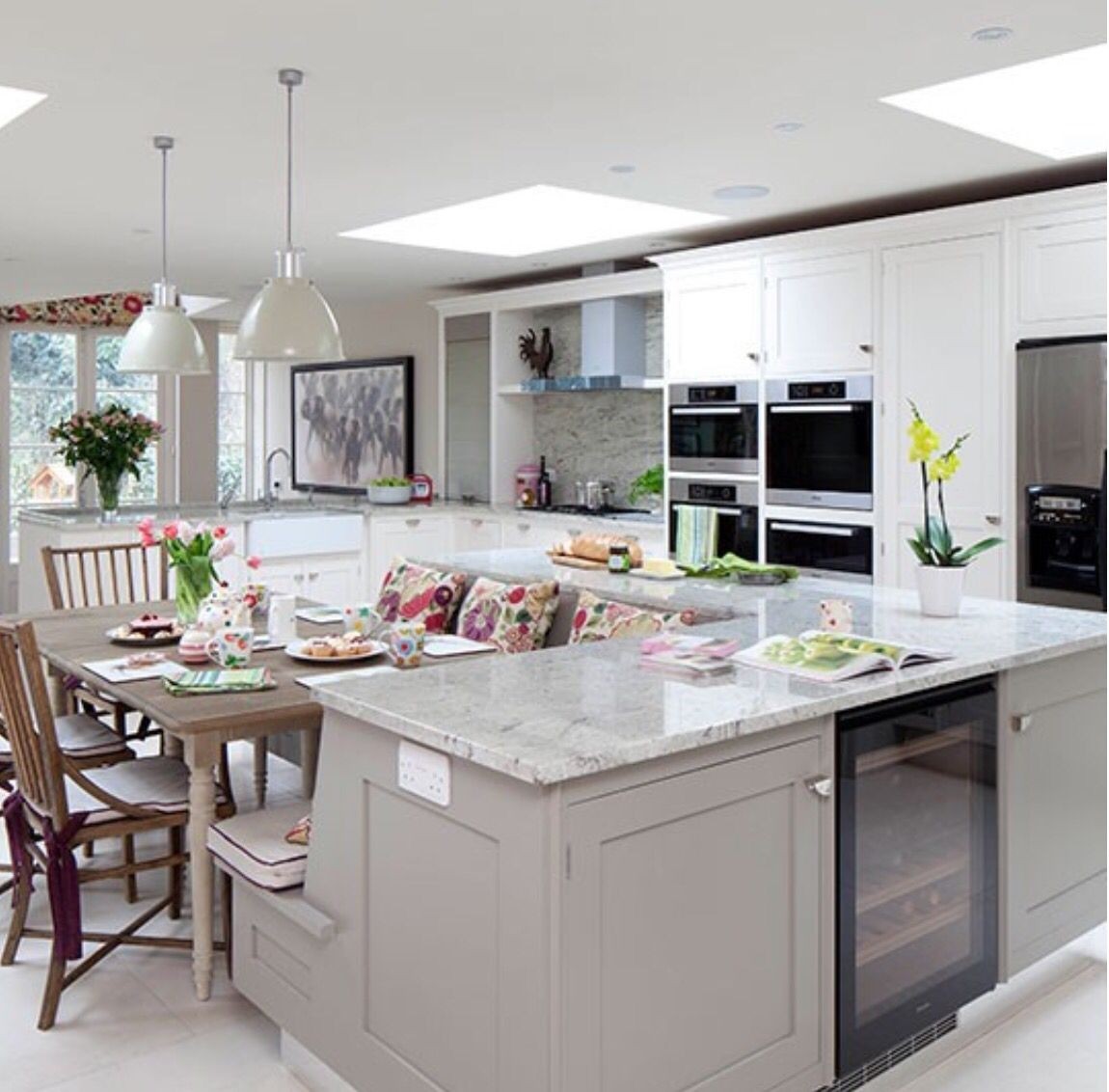 Large Kitchen Island With Seating 