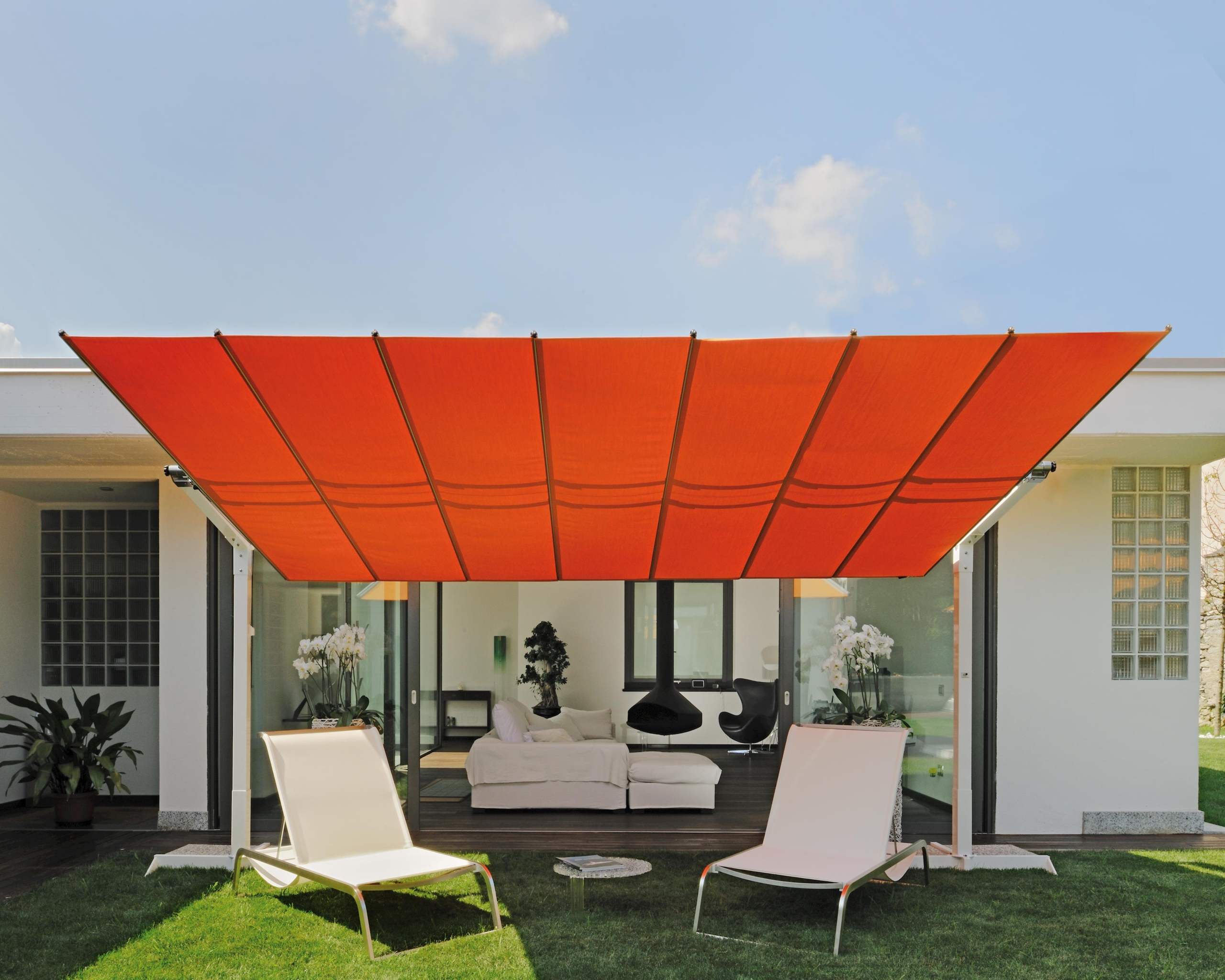 Rectangular cantilever umbrella