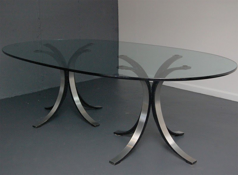 Oval shape table