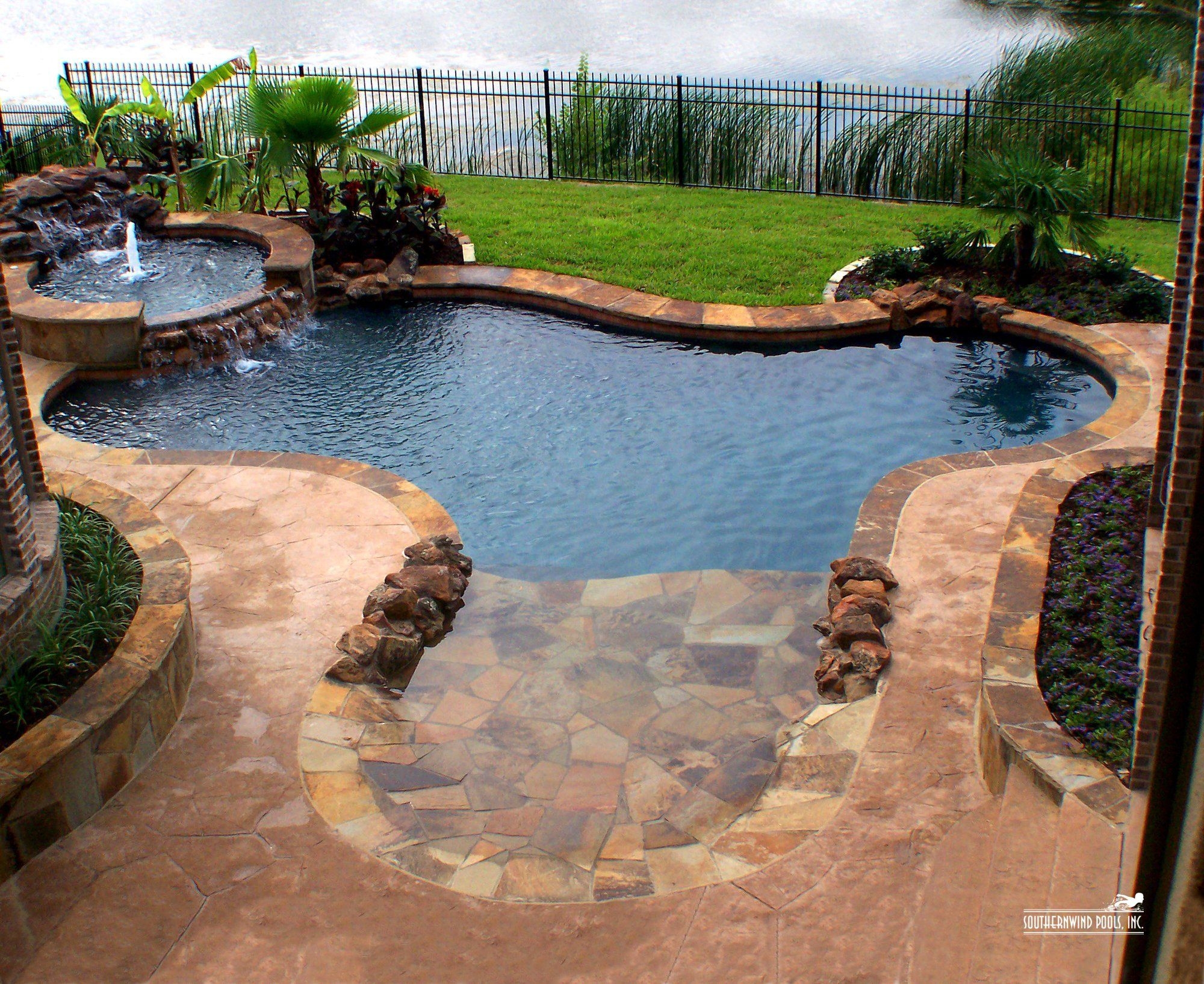 Pool with hot tub 5