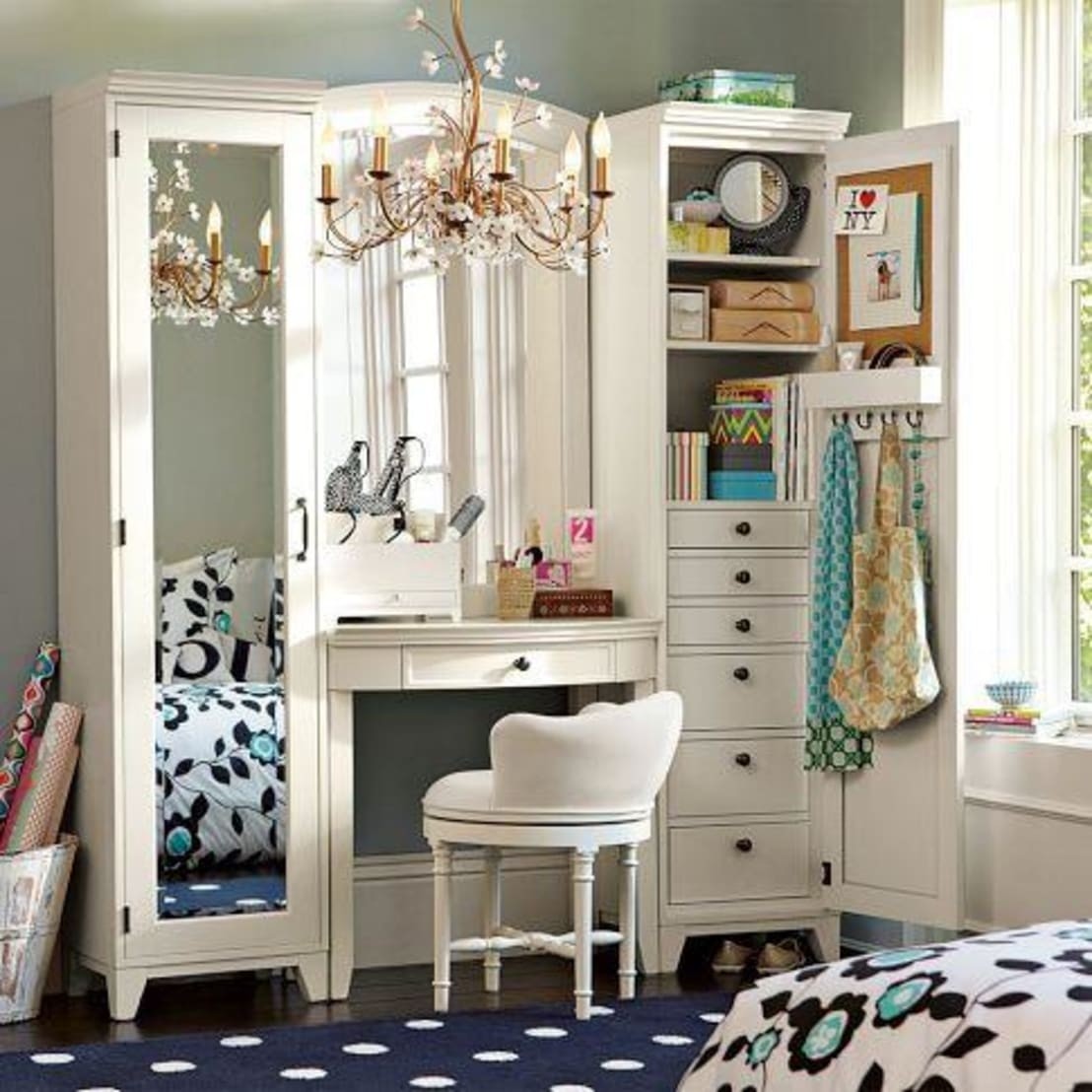 https://foter.com/photos/248/vanity-chair-pottery-barn.jpg