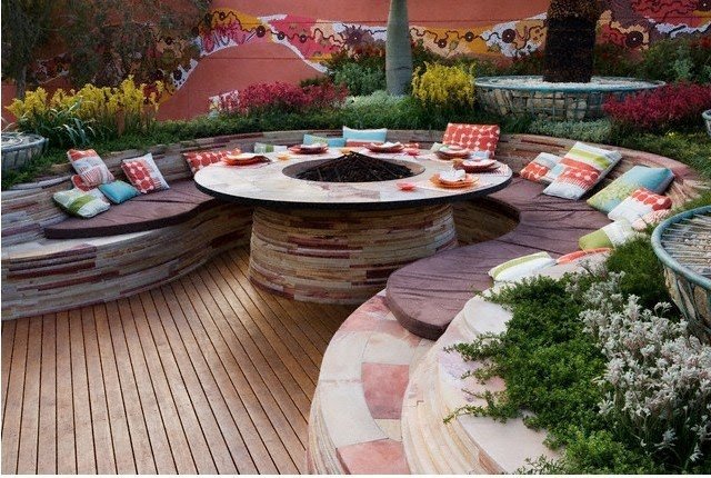 Large round outdoor dining set hot sale