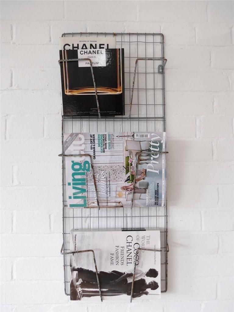 Magazine Rack Metal Wire Wall Rack Shelf Industrial Grey Newspaper Letter Rack