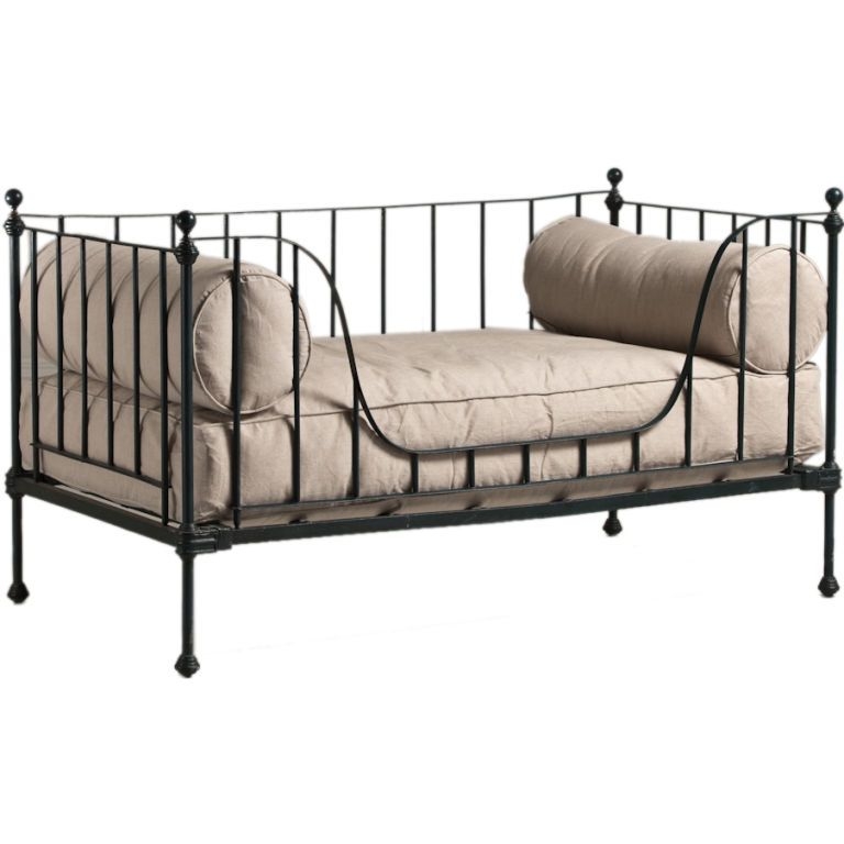 metal dog bed