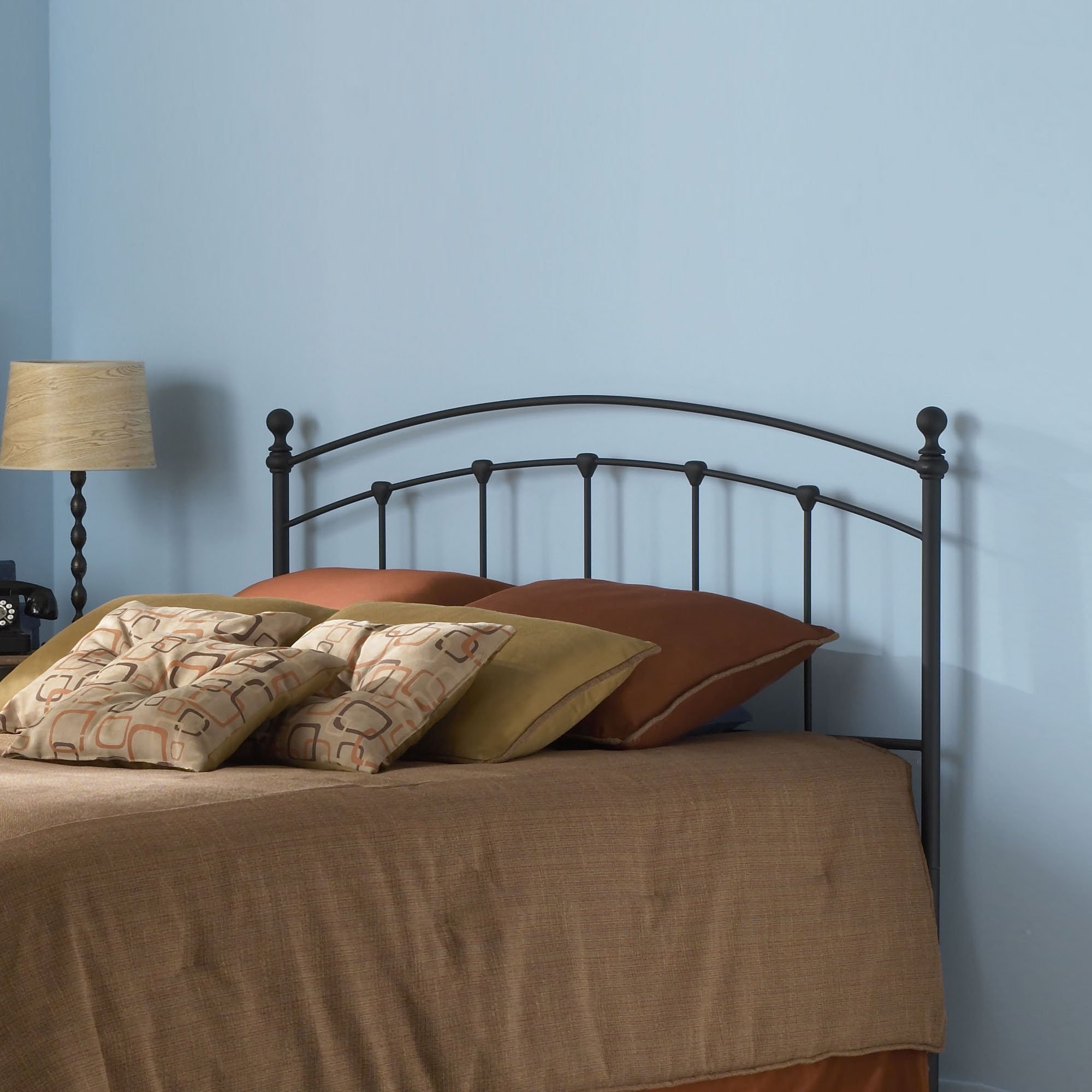 Sanford metal headboard thinking about family guest room with honeybees