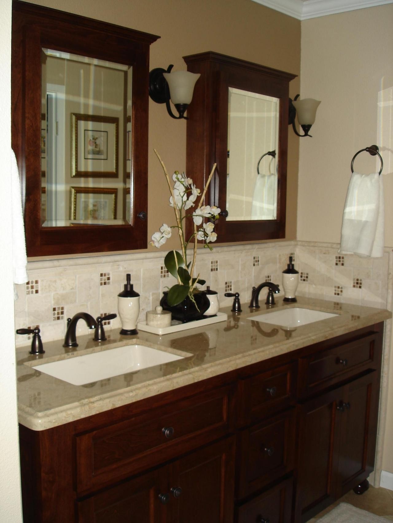 bathroom double sink decor