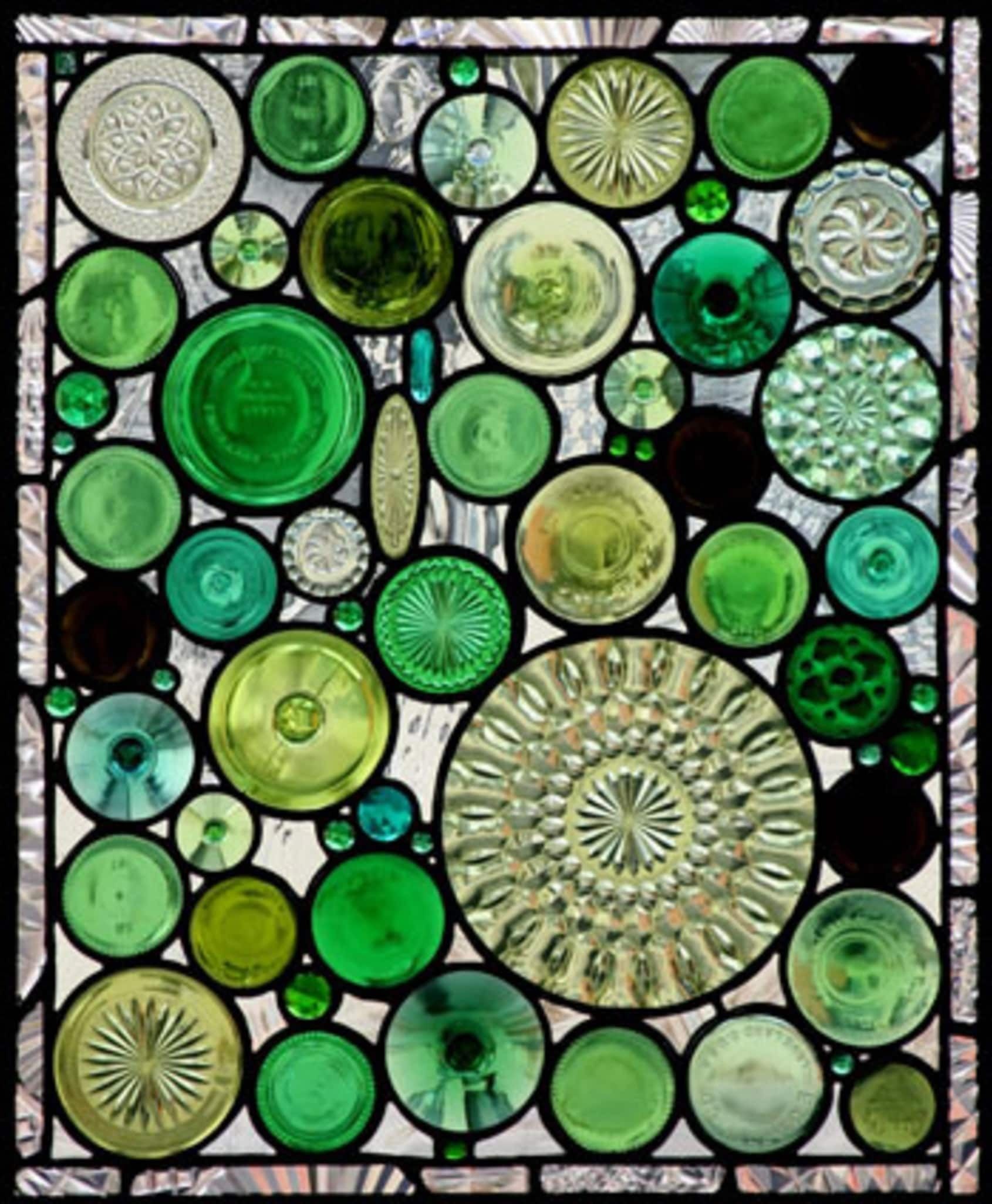 Green decorative plates 1