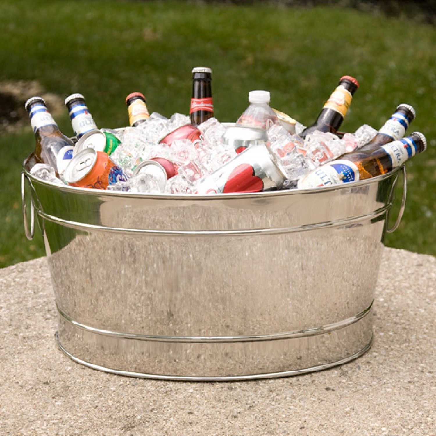 Large metal tubs for drinks
