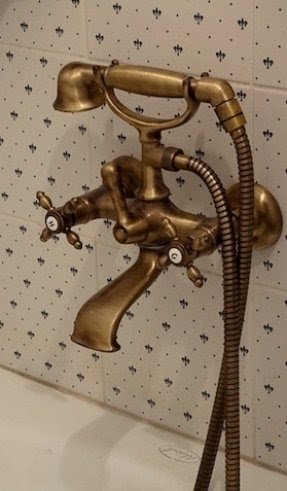 Old fashioned shower fixtures
