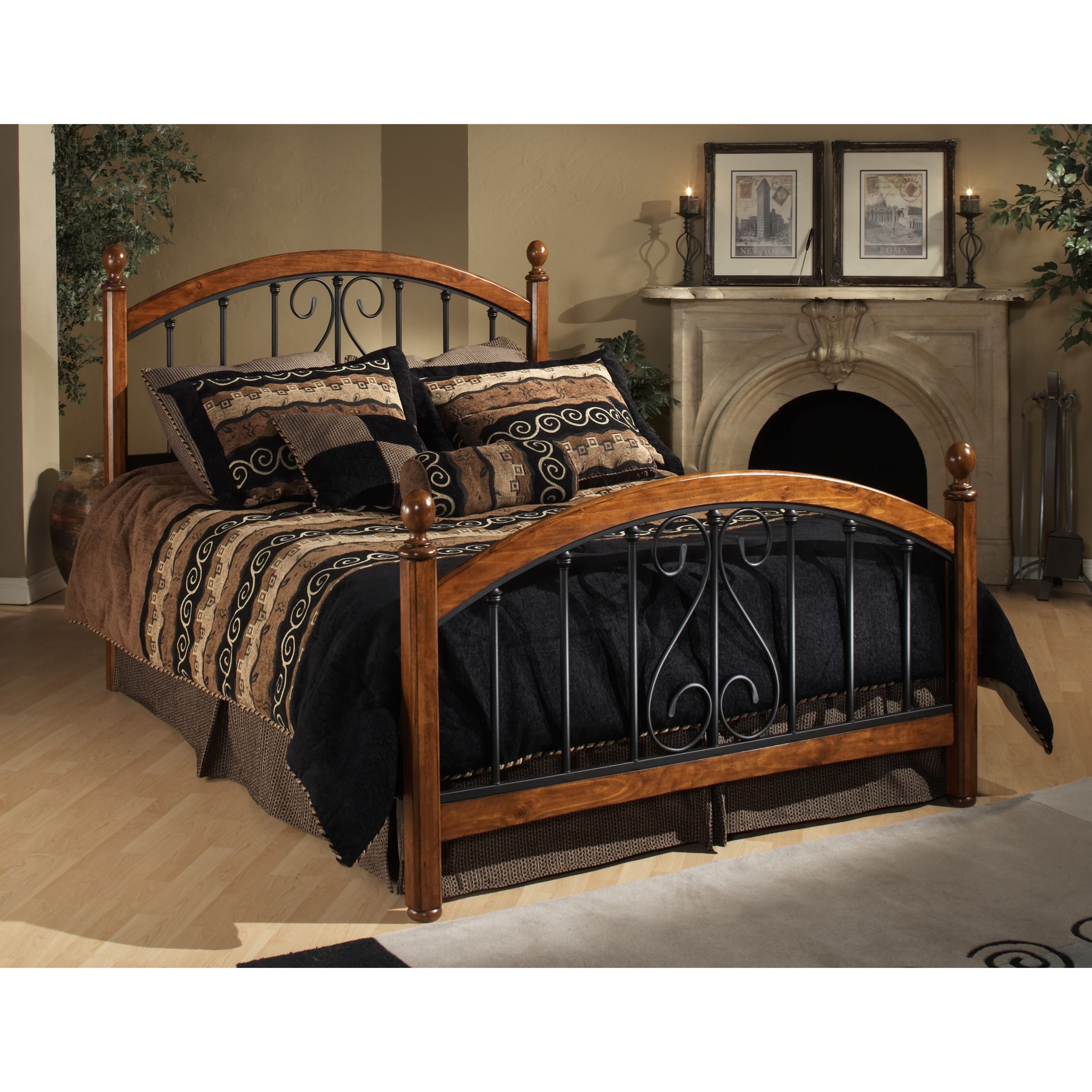 Rot iron bed design