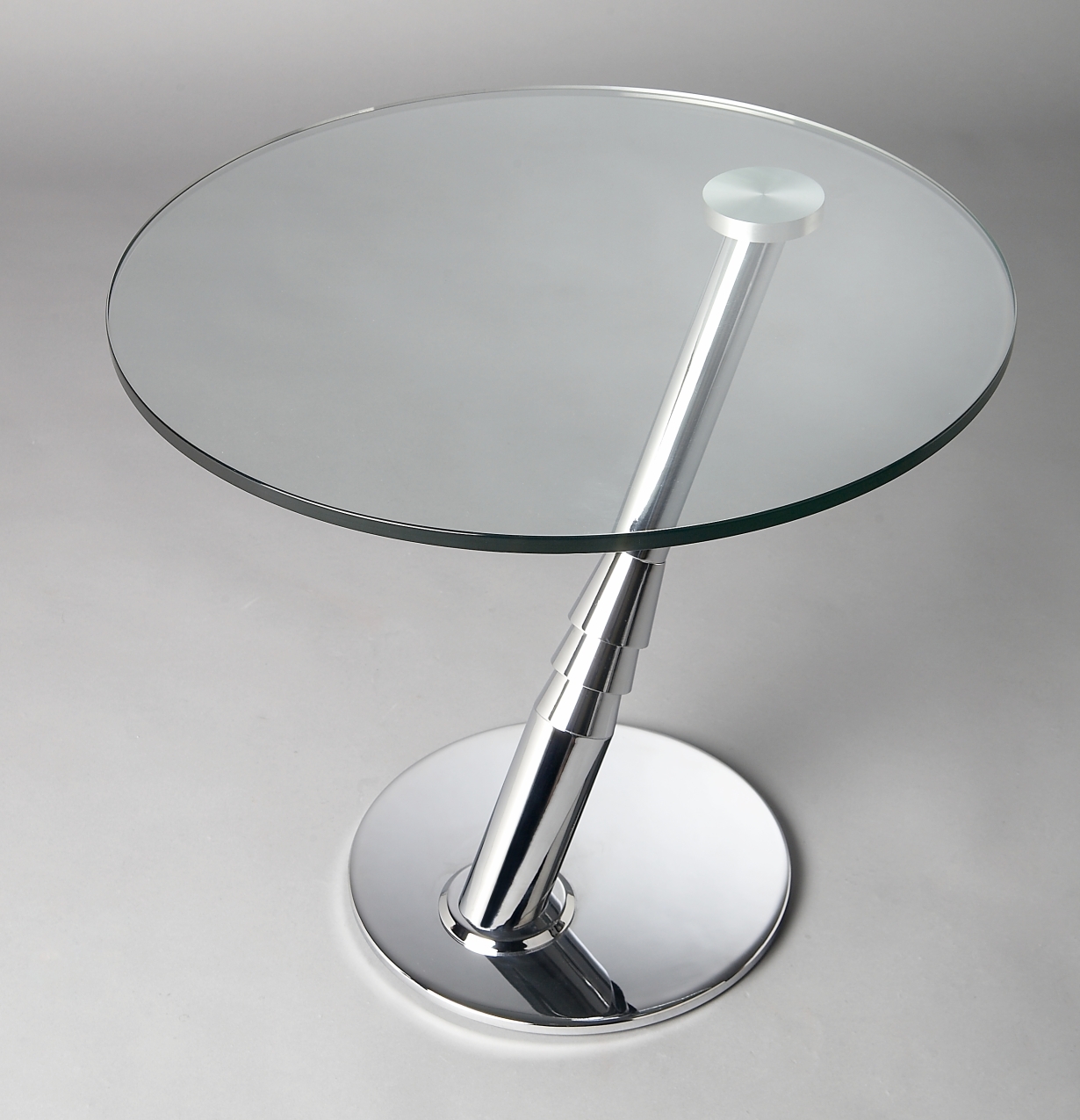 Round glass coffee table metal base