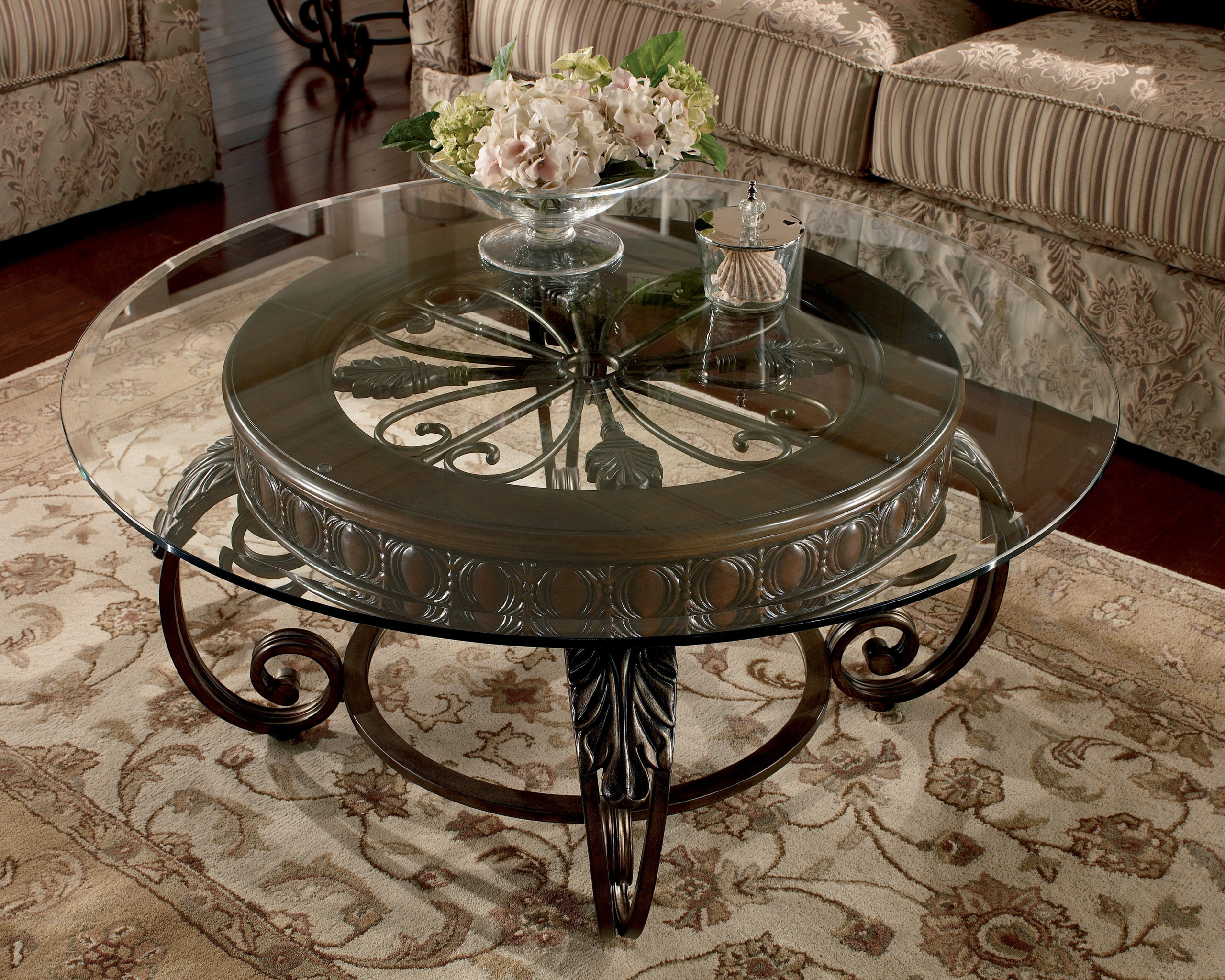 Round metal and glass coffee table 2