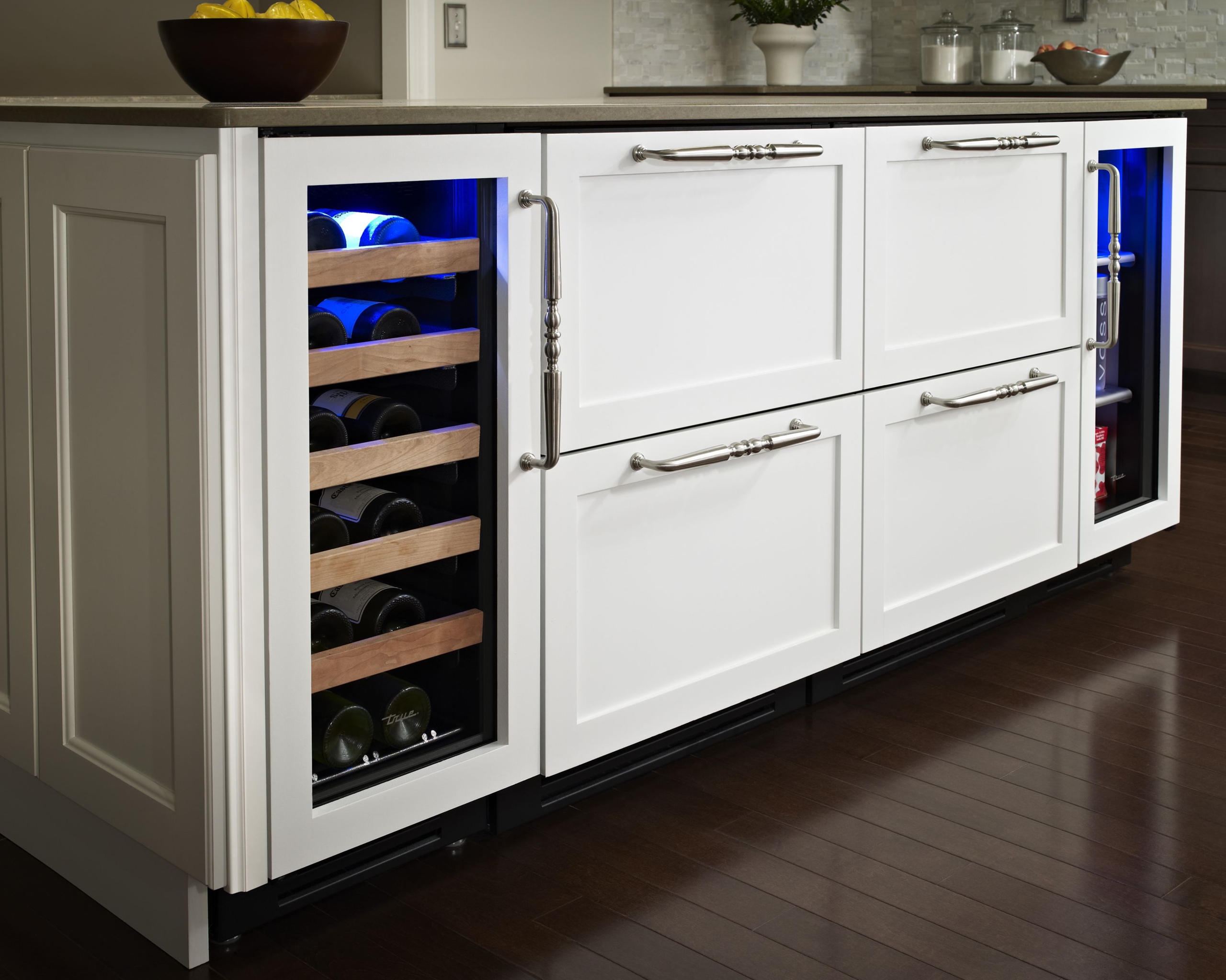 Bar cabinet with wine refrigerator 5