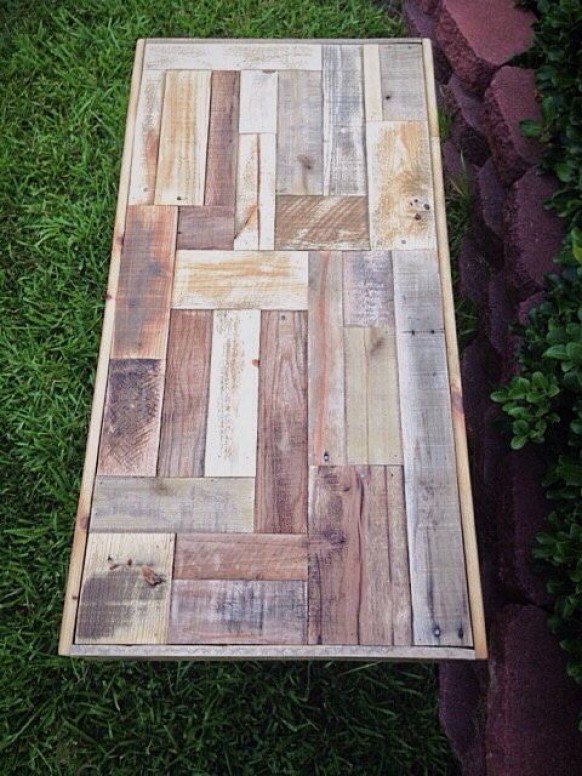 Coffee table reclaimed pallet wood